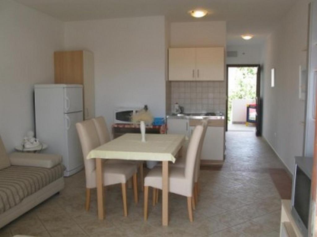 Apartments With A Parking Space Barbat, Rab - 16816 Barbat na Rabu Екстер'єр фото